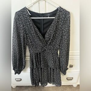 Lulu’s Black Floral Long Sleeve Dress XS